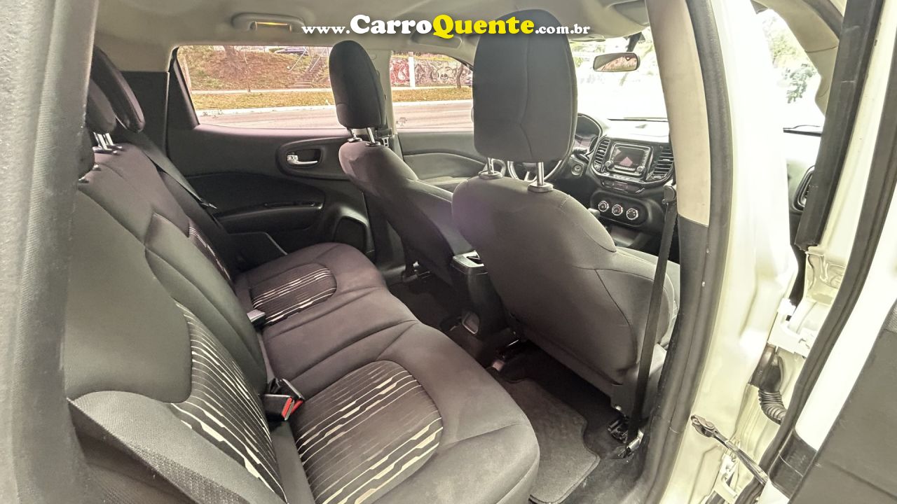 FIAT   TORO FREEDOM 1.8 16V FLEX AUT.   BRANCO 2018 1.8 FLEX - Loja