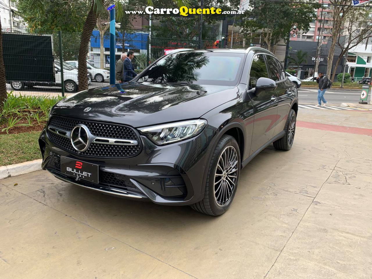 MERCEDES-BENZ   2.0 MHEV AMG LINE 4MATIC 9G-TRONIC   CINZA 2026 2.0 GASOLINA E ELÉTRICO - Loja