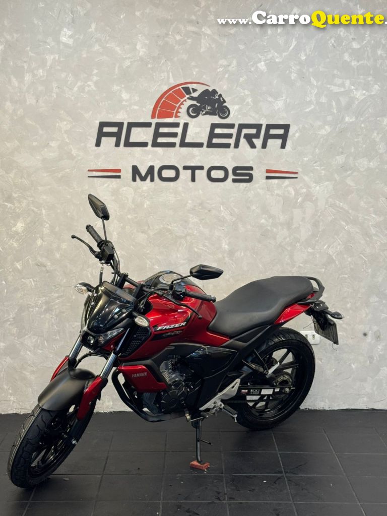 YAMAHA    FZ15 FAZER ABS   VERMELHO 2024 150 FLEX - Loja