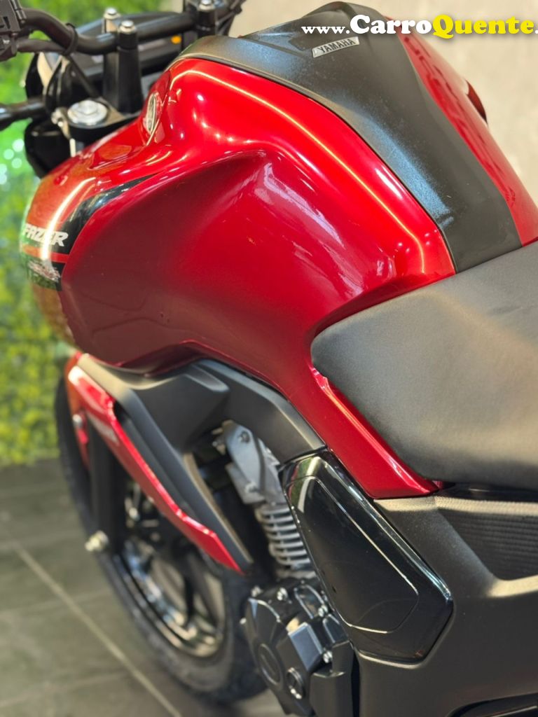 YAMAHA    FZ15 FAZER ABS   VERMELHO 2024 150 FLEX - Loja