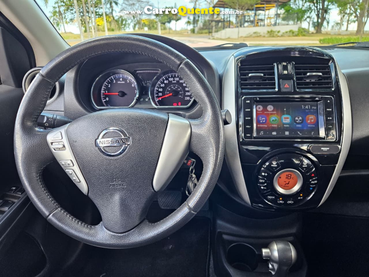 NISSAN   VERSA SL 1.6 16V FLEXSTART 4P AUT.   CINZA 2017 1.6 FLEX - Loja
