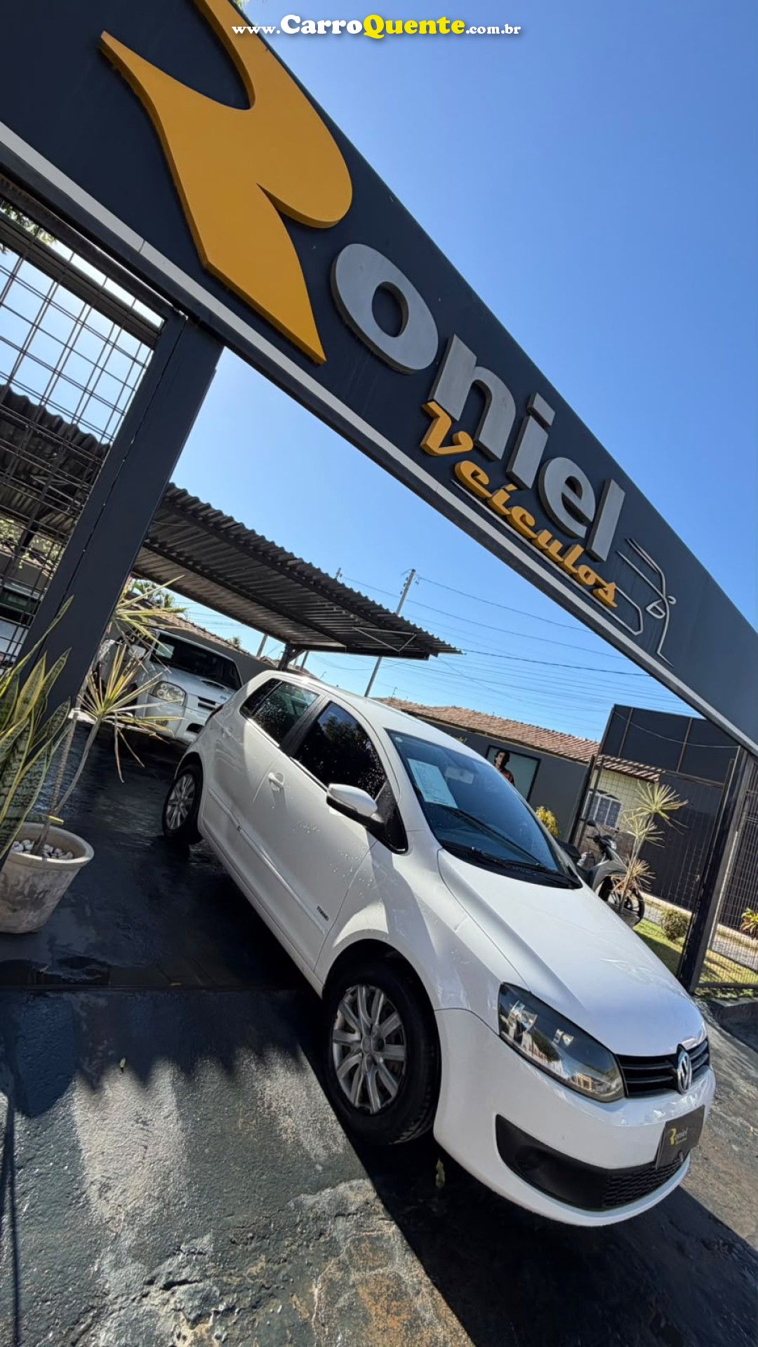 VOLKSWAGEN   FOX PRIMEHIGLI. 1.6 TOTAL FLEX 8V 5P   BRANCO 2014 1.6 FLEX - Loja