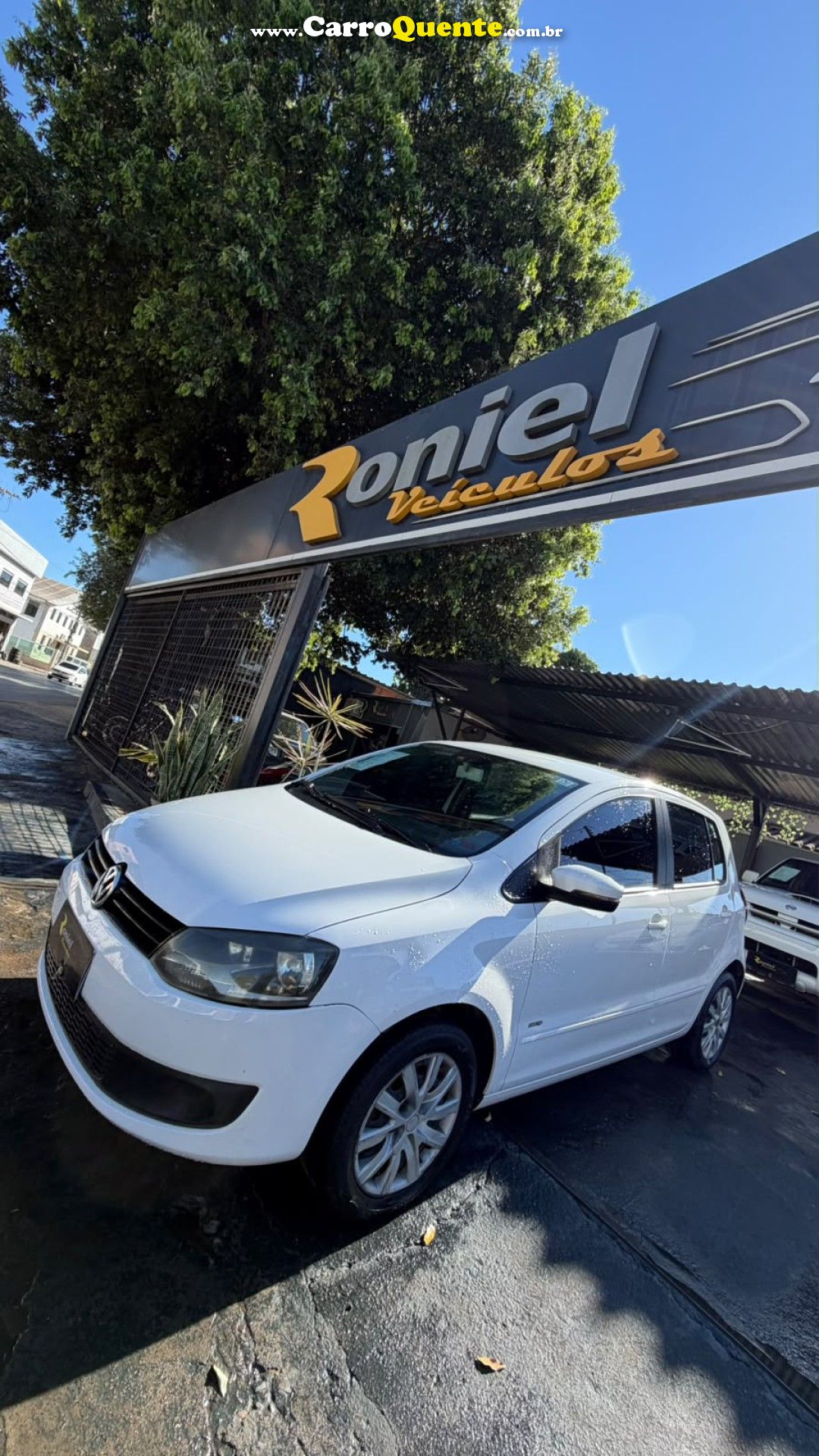 VOLKSWAGEN   FOX PRIMEHIGLI. 1.6 TOTAL FLEX 8V 5P   BRANCO 2014 1.6 FLEX - Loja
