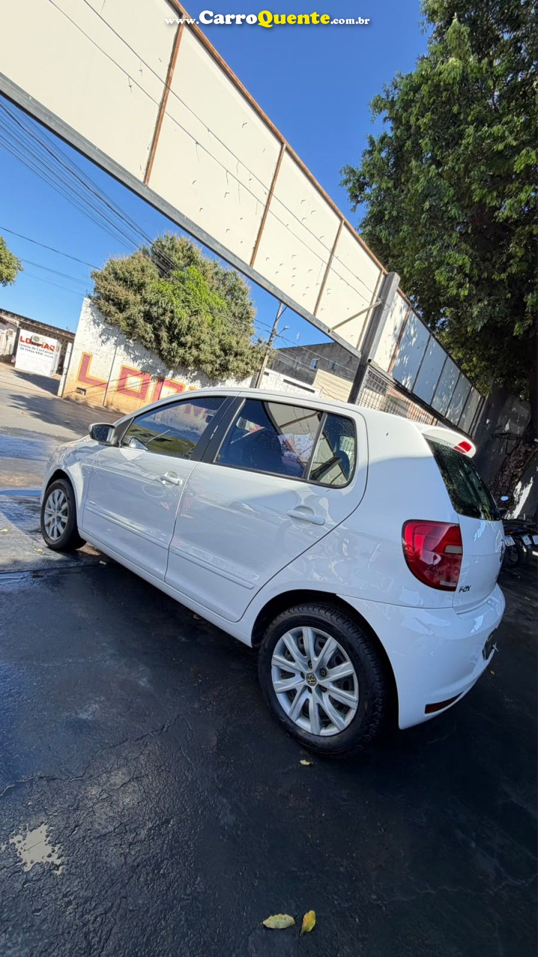 VOLKSWAGEN   FOX PRIMEHIGLI. 1.6 TOTAL FLEX 8V 5P   BRANCO 2014 1.6 FLEX - Loja