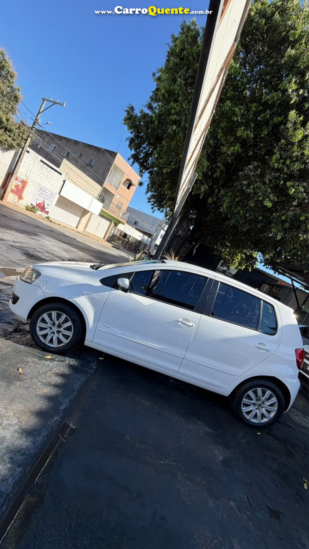 VOLKSWAGEN   FOX PRIMEHIGLI. 1.6 TOTAL FLEX 8V 5P   BRANCO 2014 1.6 FLEX - Loja