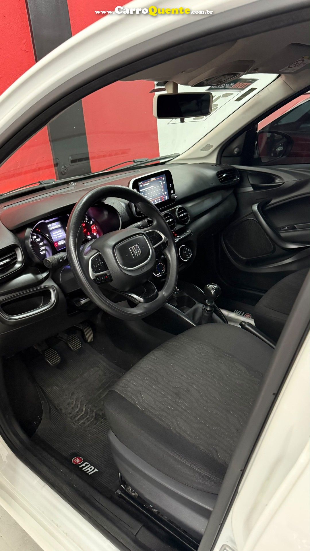 FIAT   CRONOS DRIVE GSR 1.3 8V FLEX   BRANCO 2024 1.3 FLEX - Loja