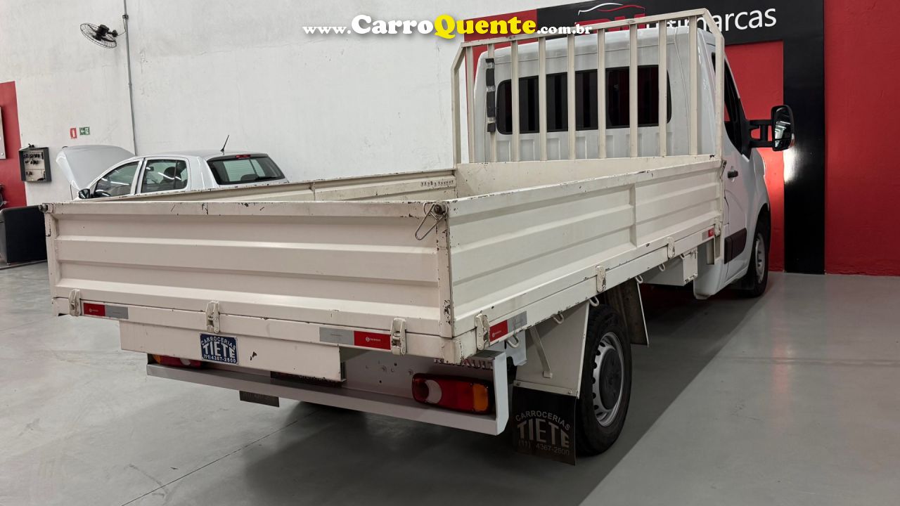 RENAULT   MASTER 2.3 DCI CHASSI 16V DIESEL   BRANCO 2023 2.3 DIESEL - Loja