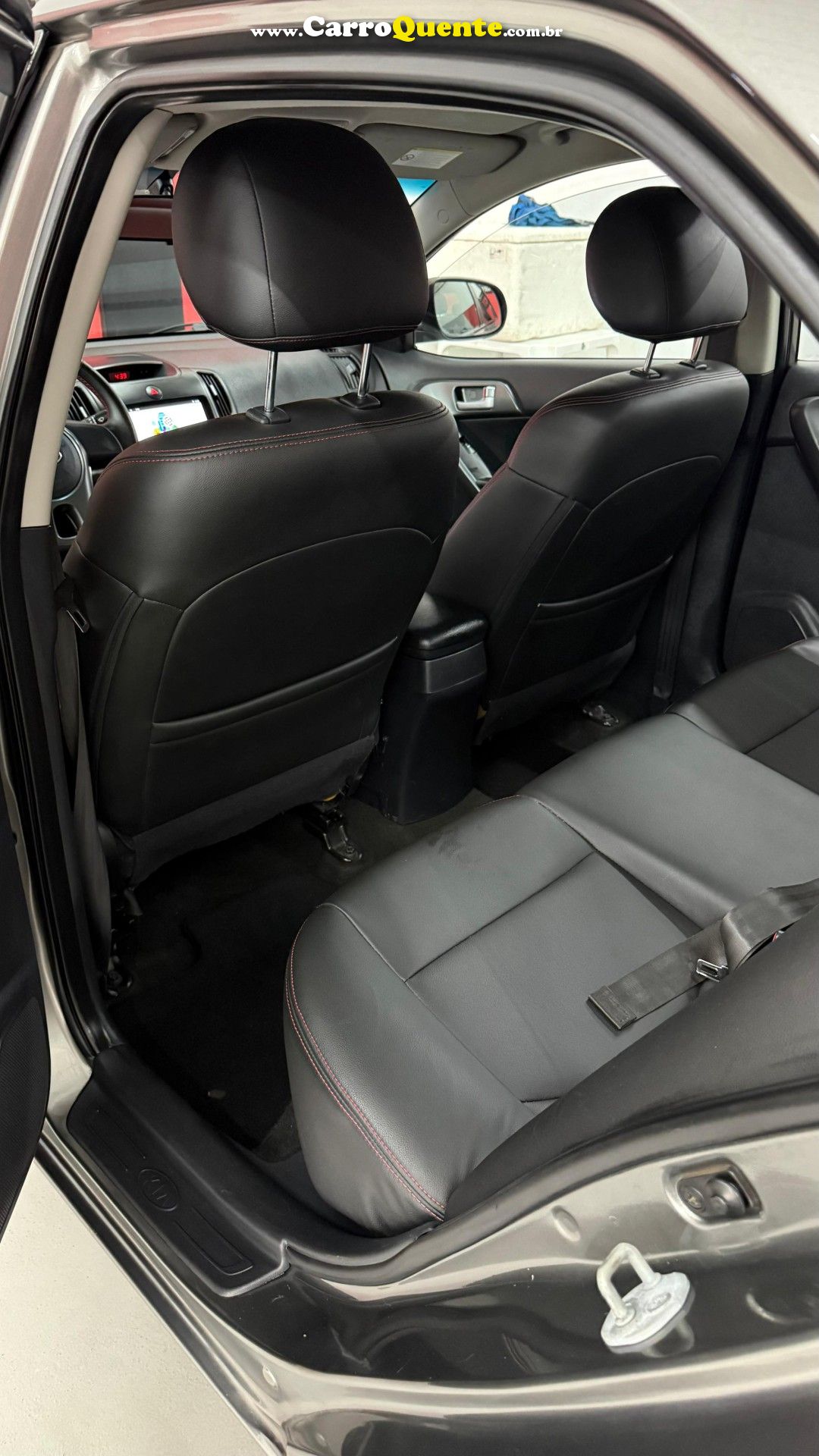 KIA   CERATO 1.6 16V  FLEX  AUT.   CINZA 2013 1.6 FLEX - Loja