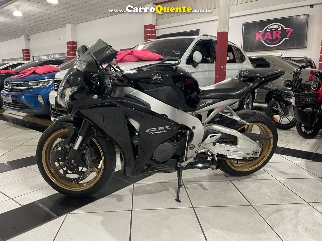 HONDA   CBR 1000 RR FIREBLADE   PRETO 2011 10000 GASOLINA - Loja