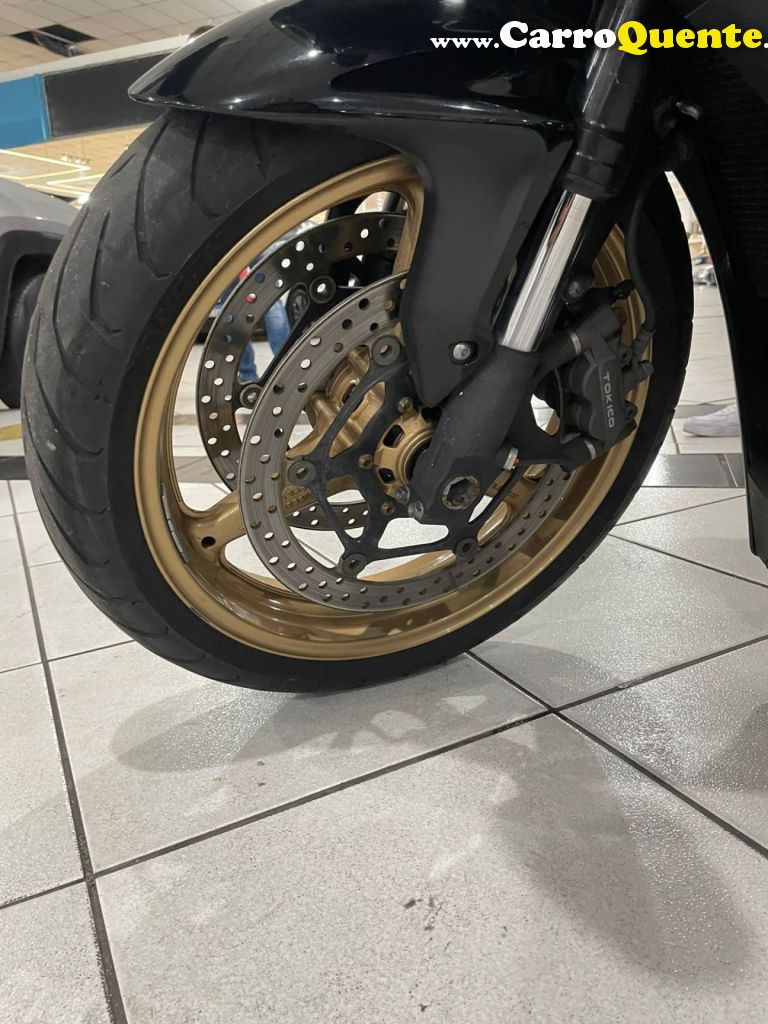 HONDA   CBR 1000 RR FIREBLADE   PRETO 2011 10000 GASOLINA - Loja