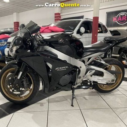 HONDA   CBR 1000 RR FIREBLADE   PRETO 2011 10000 GASOLINA