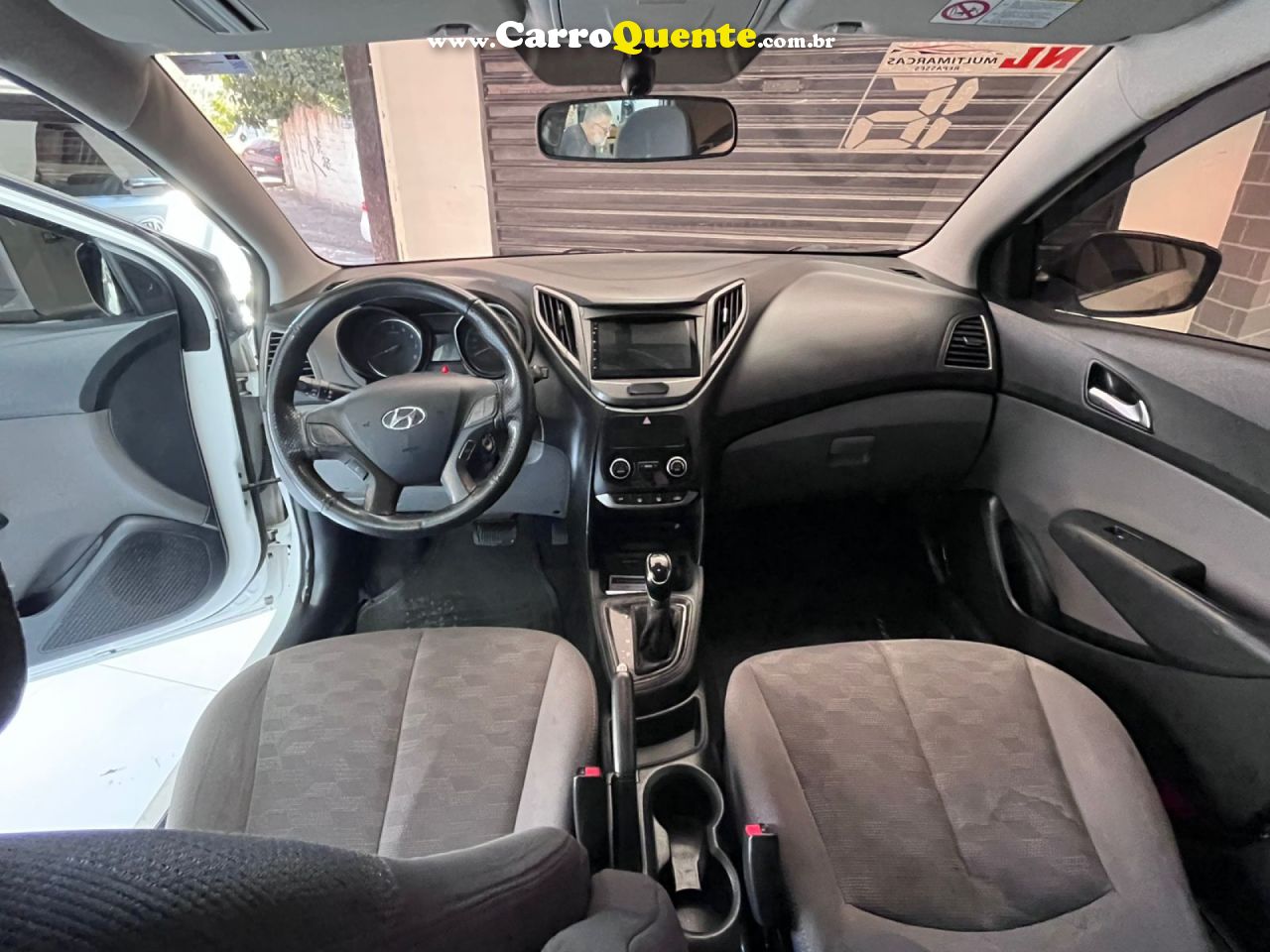 HYUNDAI   HB20S PREMIUM 1.6 FLEX 16V AUT. 4P   BRANCO 2016 1.6 FLEX - Loja