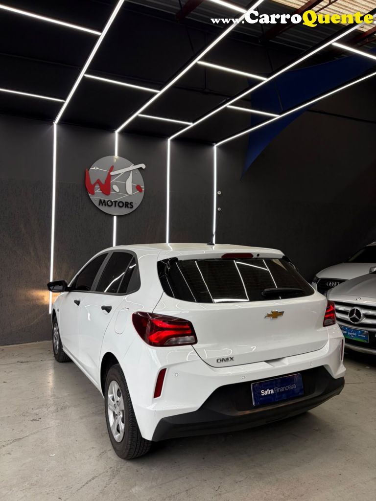 CHEVROLET   ONIX HATCH LT 1.0 12V TB FLEX 5P MEC.   BRANCO 2024 1.0 FLEX - Loja