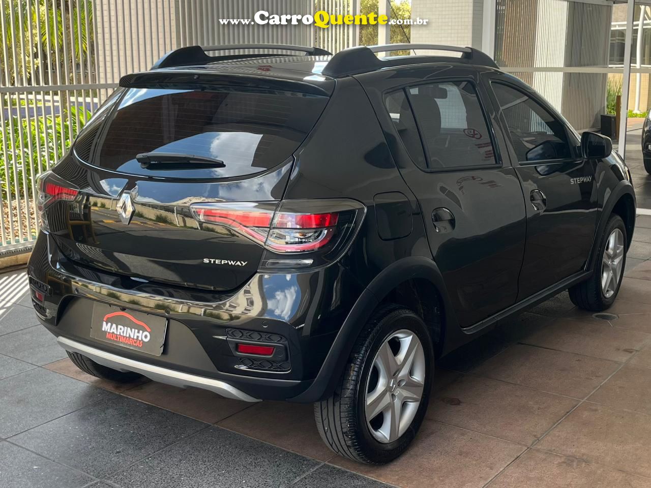 RENAULT   SANDERO STEPWAY ZEN 1.6 UNICA DONA BAIXISSIMA KM REVISÕES CSS   PRETO 2023 1.6 FLEX - Loja