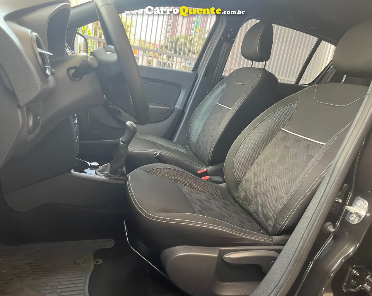 RENAULT   SANDERO STEPWAY ZEN 1.6 UNICA DONA BAIXISSIMA KM REVISÕES CSS   PRETO 2023 1.6 FLEX - Loja