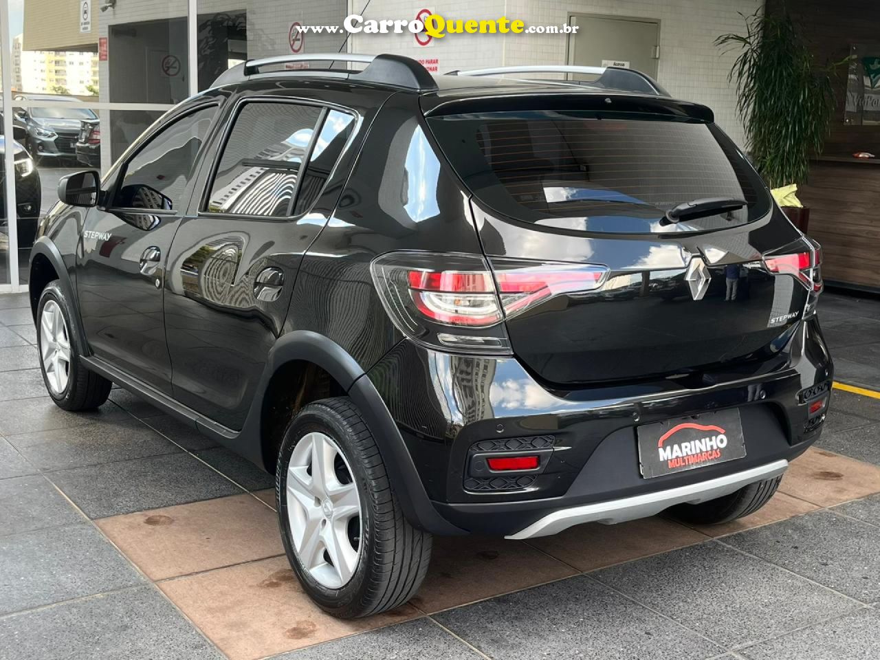RENAULT   SANDERO STEPWAY ZEN 1.6 UNICA DONA BAIXISSIMA KM REVISÕES CSS   PRETO 2023 1.6 FLEX - Loja