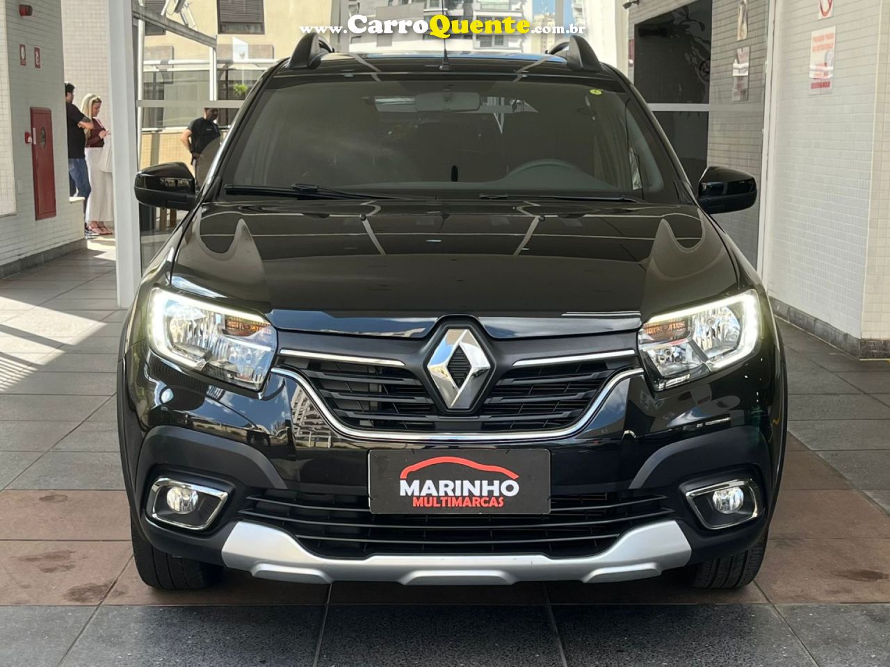 RENAULT   SANDERO STEPWAY ZEN 1.6 UNICA DONA BAIXISSIMA KM REVISÕES CSS   PRETO 2023 1.6 FLEX - Loja