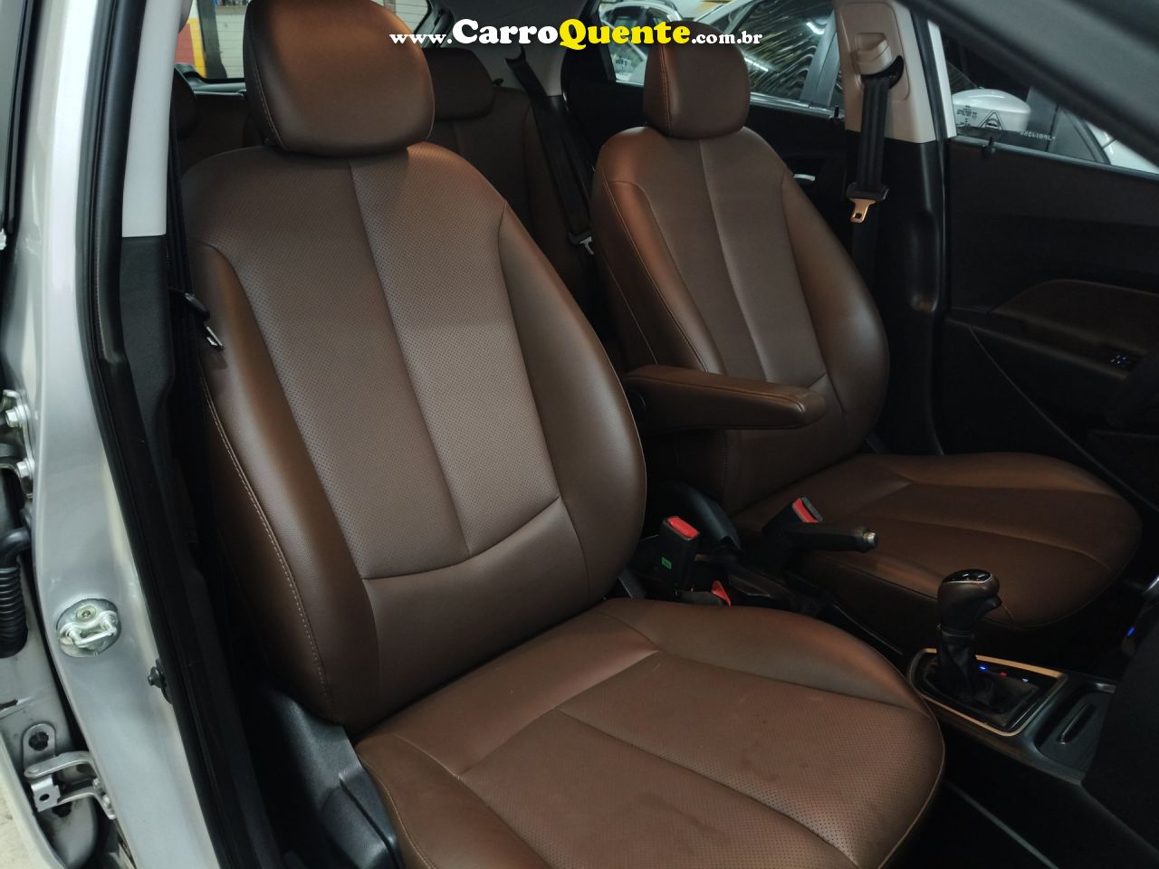 HYUNDAI   HB20 PREMIUM 1.6 FLEX 16V AUT.   PRATA 2018 1.6 FLEX - Loja
