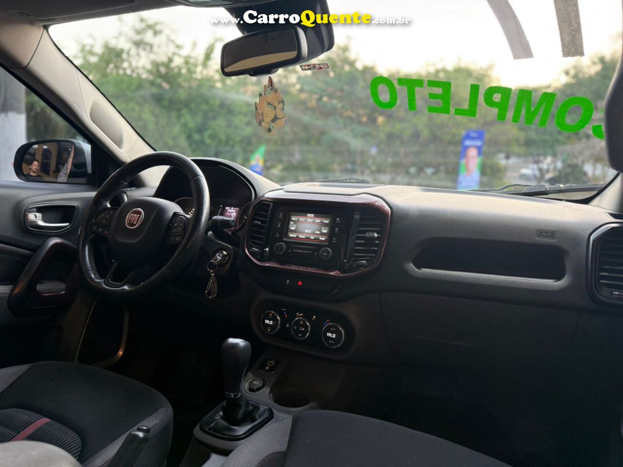 FIAT   TORO FREEDOM 1.8 16V FLEX AUT.   PRATA 2017 1.8 FLEX - Loja
