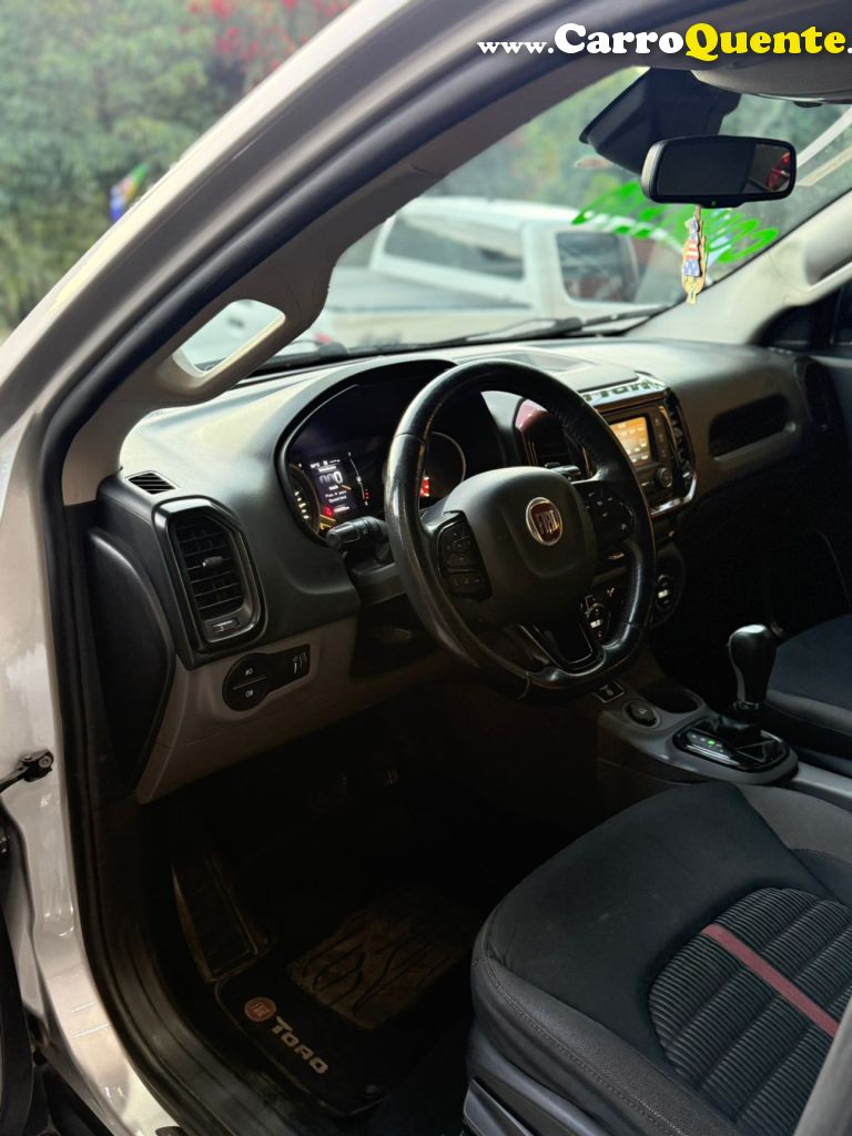 FIAT   TORO FREEDOM 1.8 16V FLEX AUT.   PRATA 2017 1.8 FLEX - Loja
