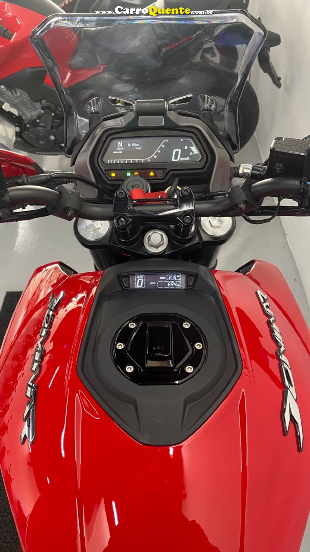 BAJAJ   DOMINAR 400    VERMELHO 2026 400 GASOLINA - Loja