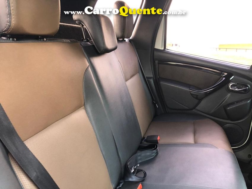 Renault DUSTER 2.0 DYNAMIQUE 4X2 16V FLEX 4P AUTOMÁTICO - Loja