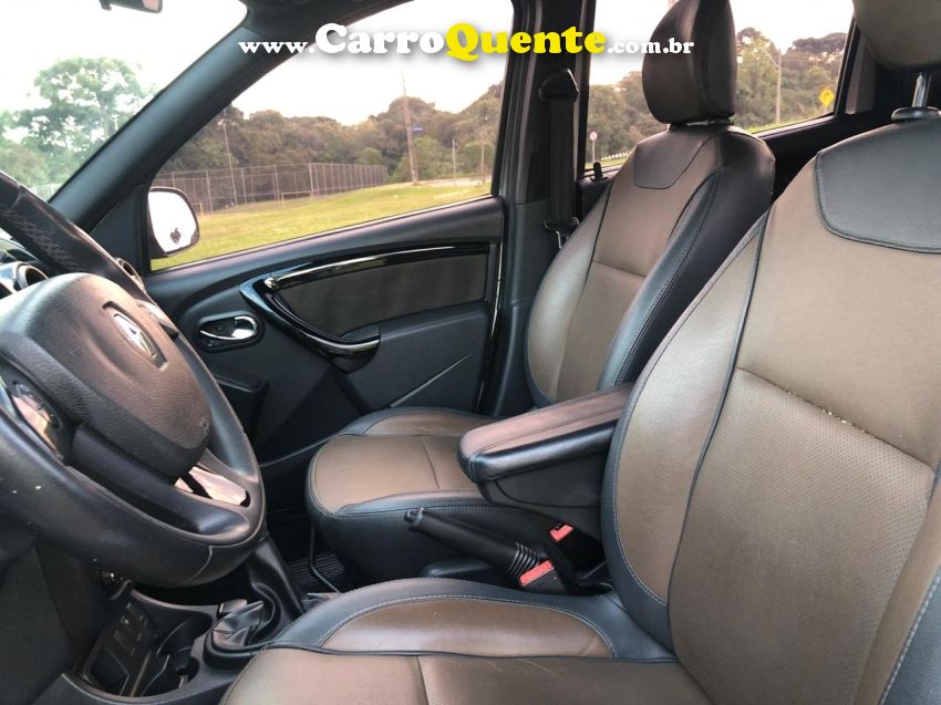 Renault DUSTER 2.0 DYNAMIQUE 4X2 16V FLEX 4P AUTOMÁTICO - Loja