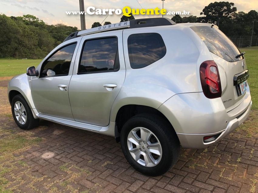 Renault DUSTER 2.0 DYNAMIQUE 4X2 16V FLEX 4P AUTOMÁTICO - Loja