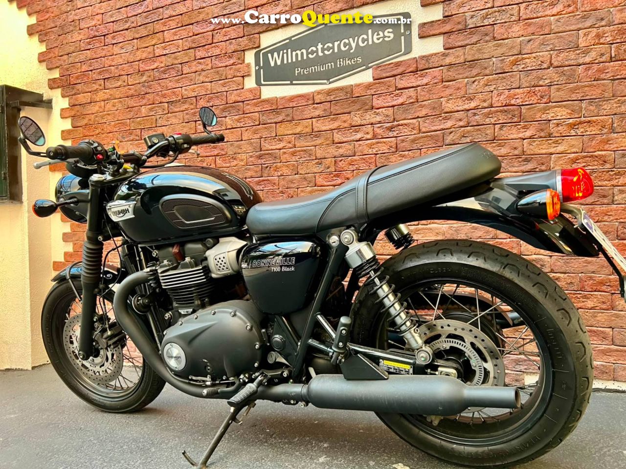 TRIUMPH BONNEVILLE T100 BLACK 900 2020 - Loja