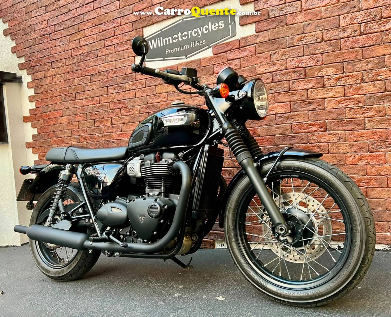 TRIUMPH BONNEVILLE T100 BLACK 900 2020 - Loja