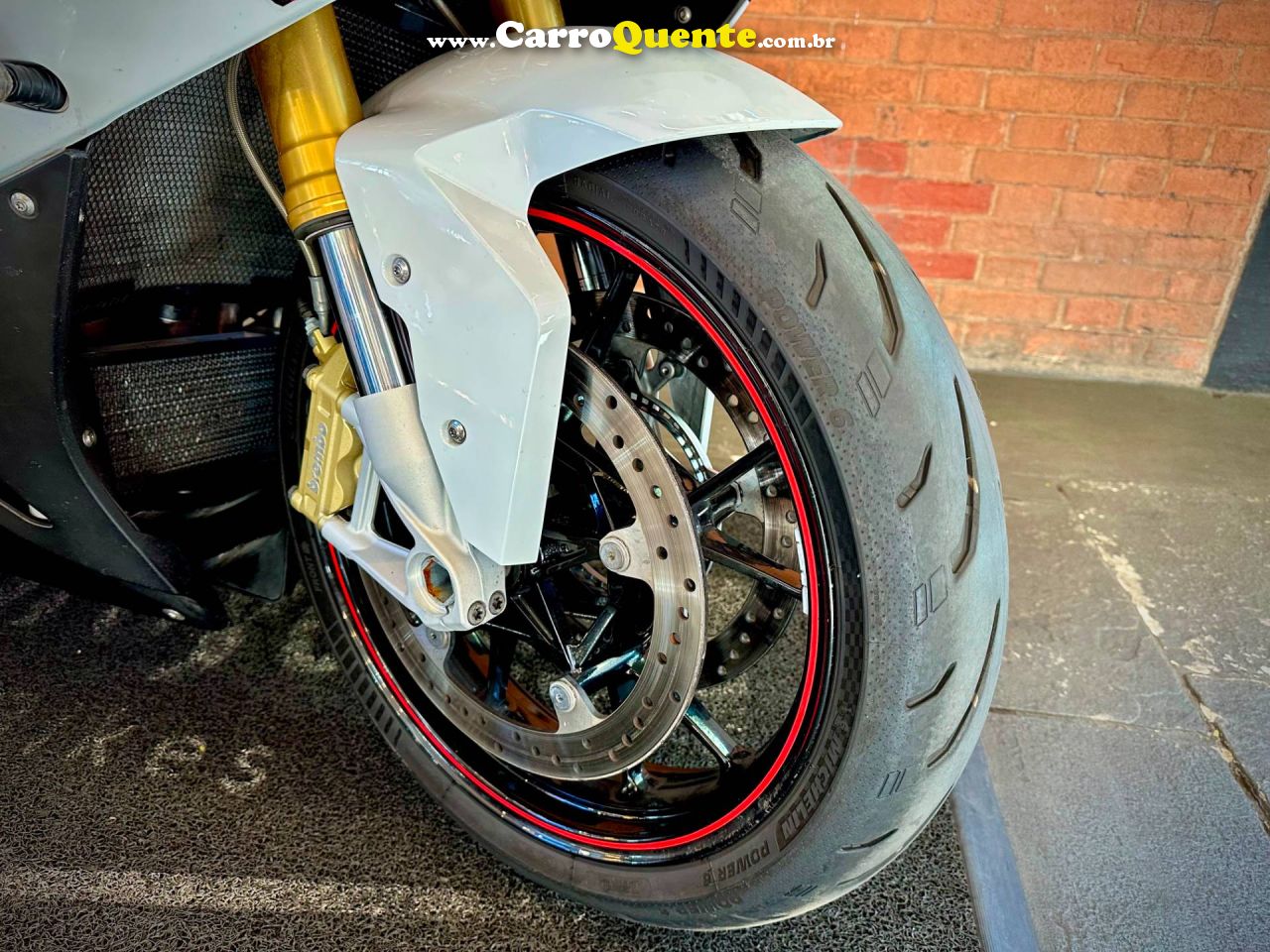 BMW S 1000 RR 2018 - Loja