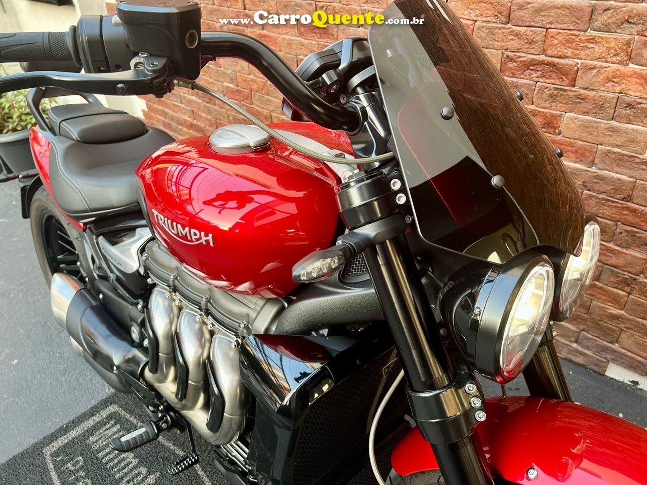 TRIUMPH ROCKET III R 2021 - Loja