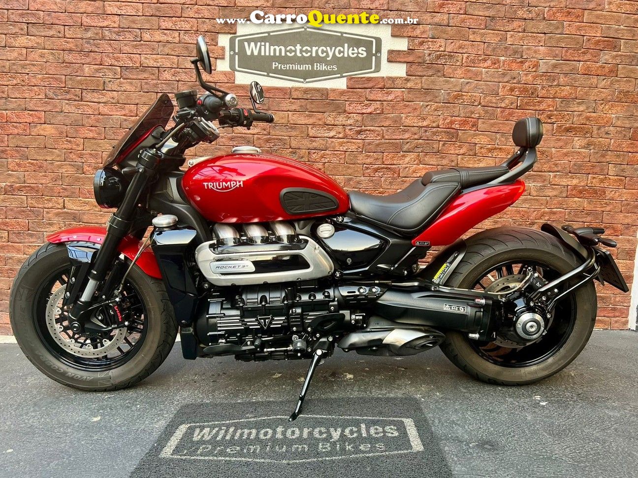 TRIUMPH ROCKET III R 2021 - Loja