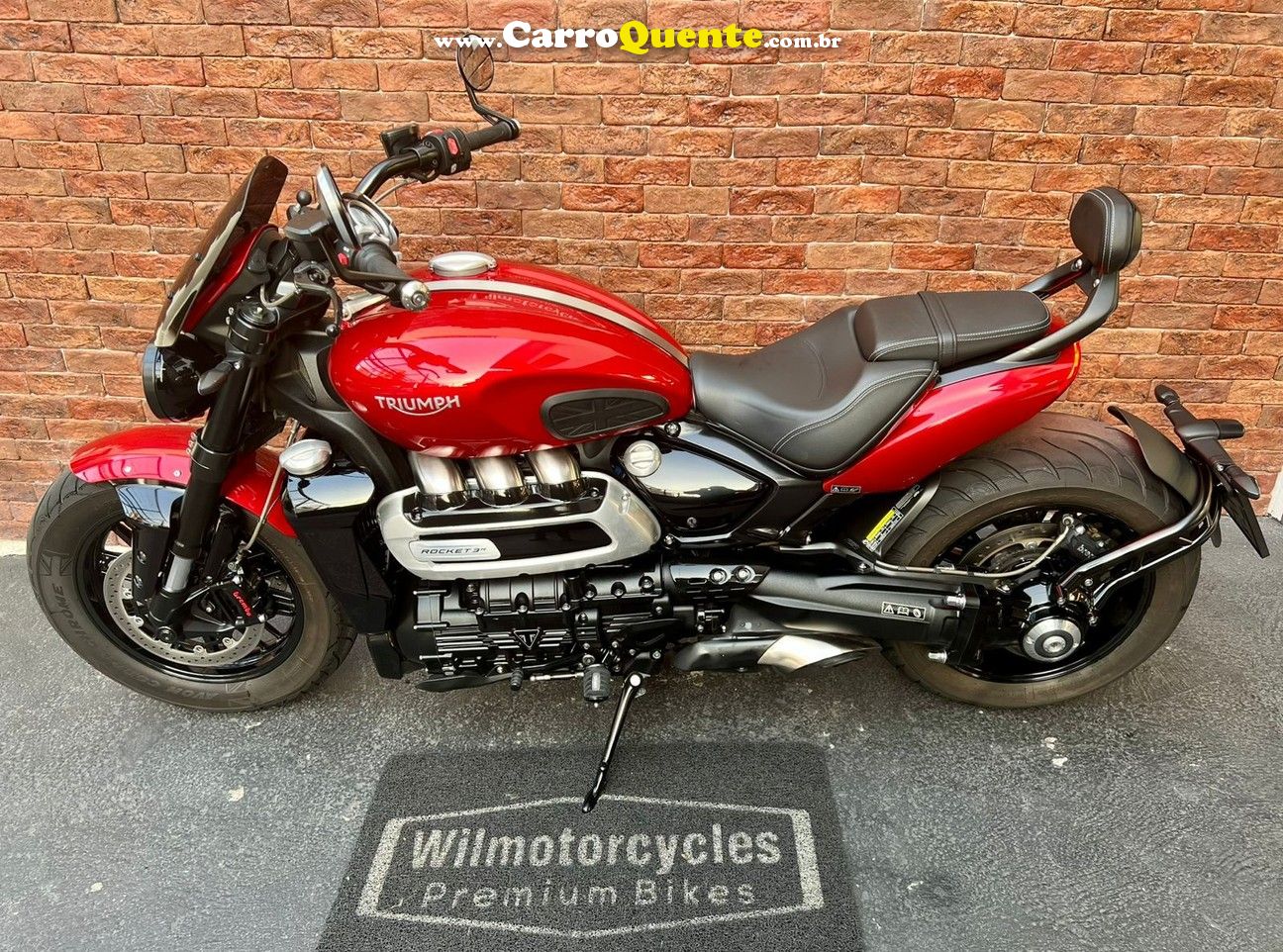 TRIUMPH ROCKET III R 2021 - Loja
