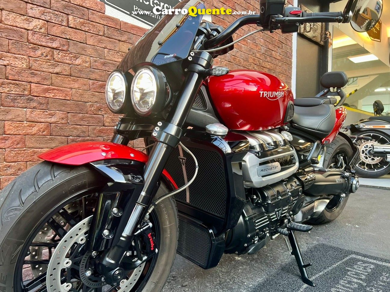 TRIUMPH ROCKET III R 2021 - Loja