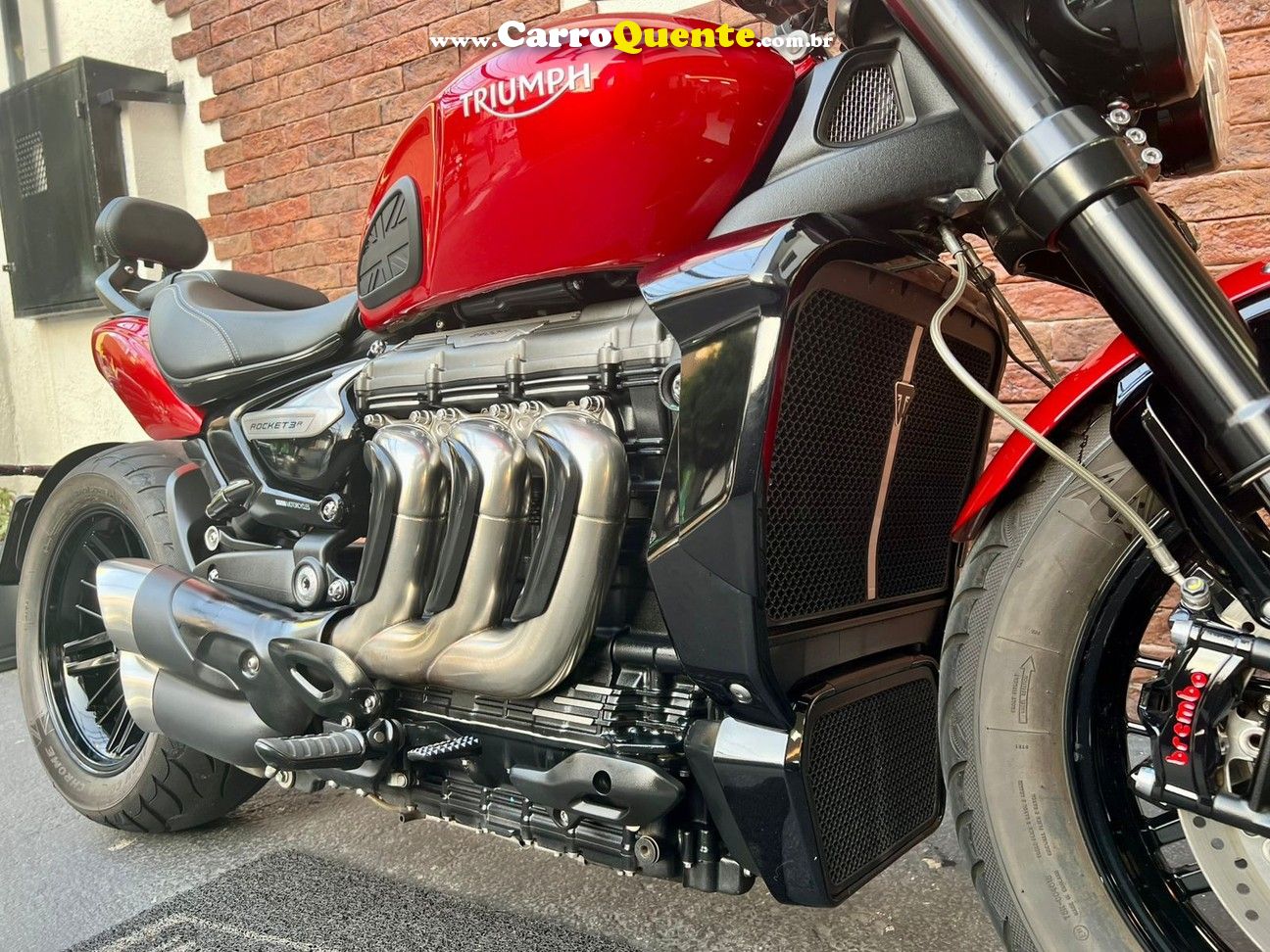 TRIUMPH ROCKET III R 2021 - Loja