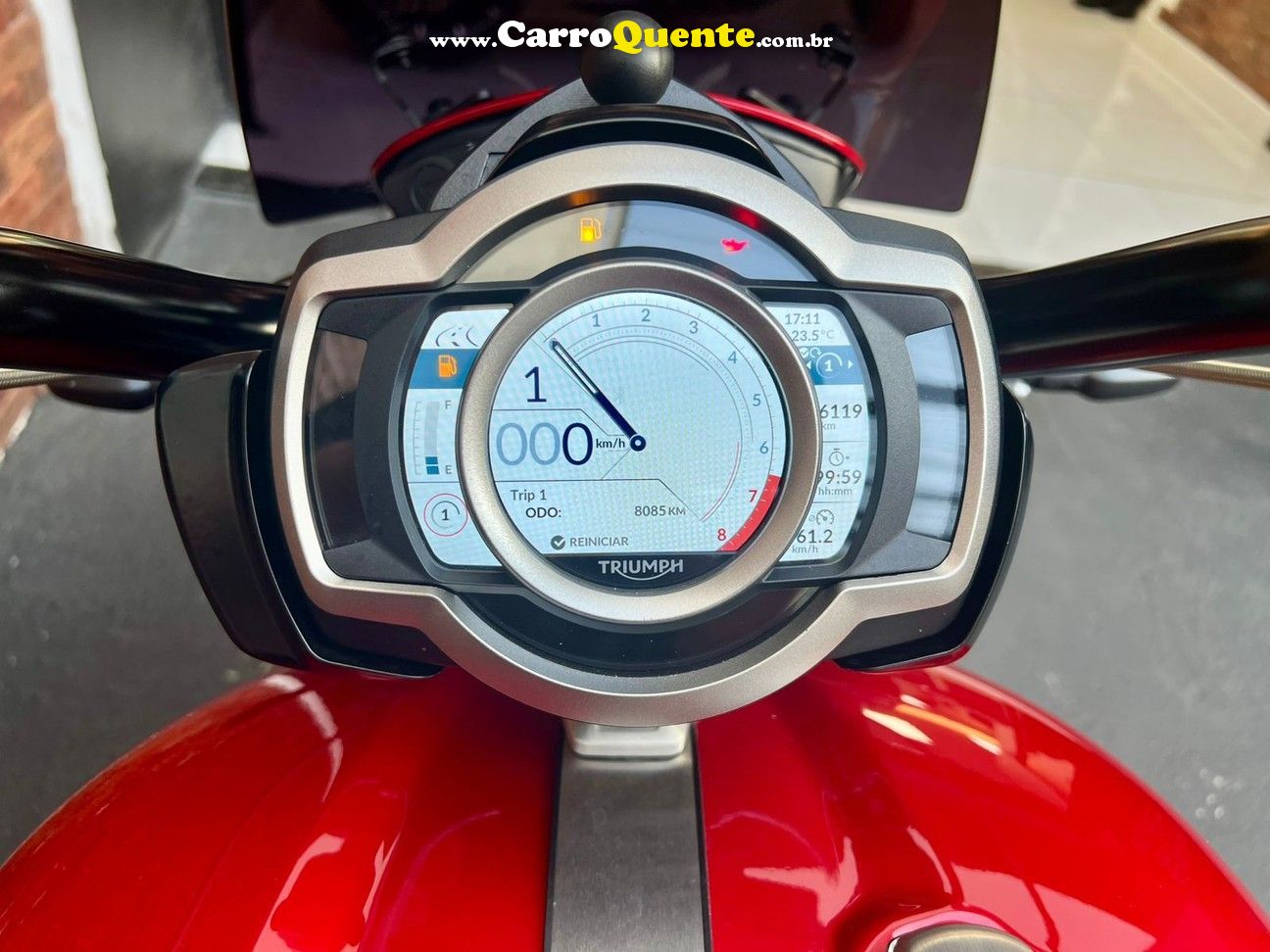 TRIUMPH ROCKET III R 2021 - Loja