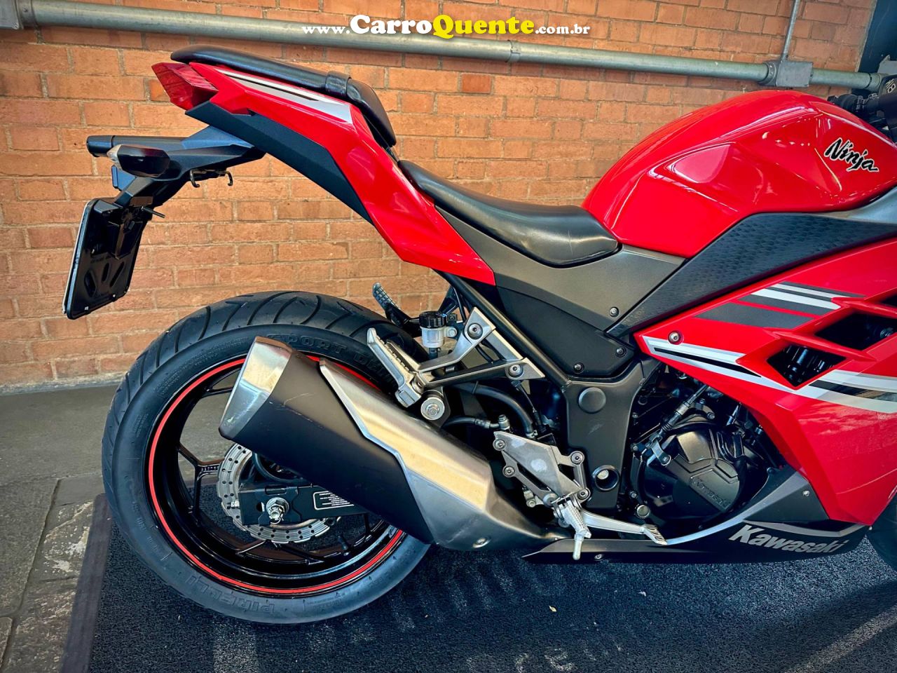 KAWASAKI NINJA 300 2017 - Loja
