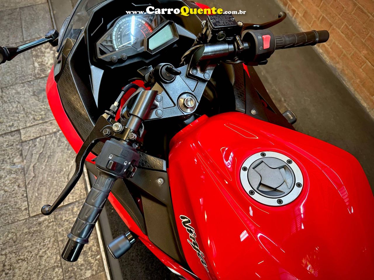 KAWASAKI NINJA 300 2017 - Loja