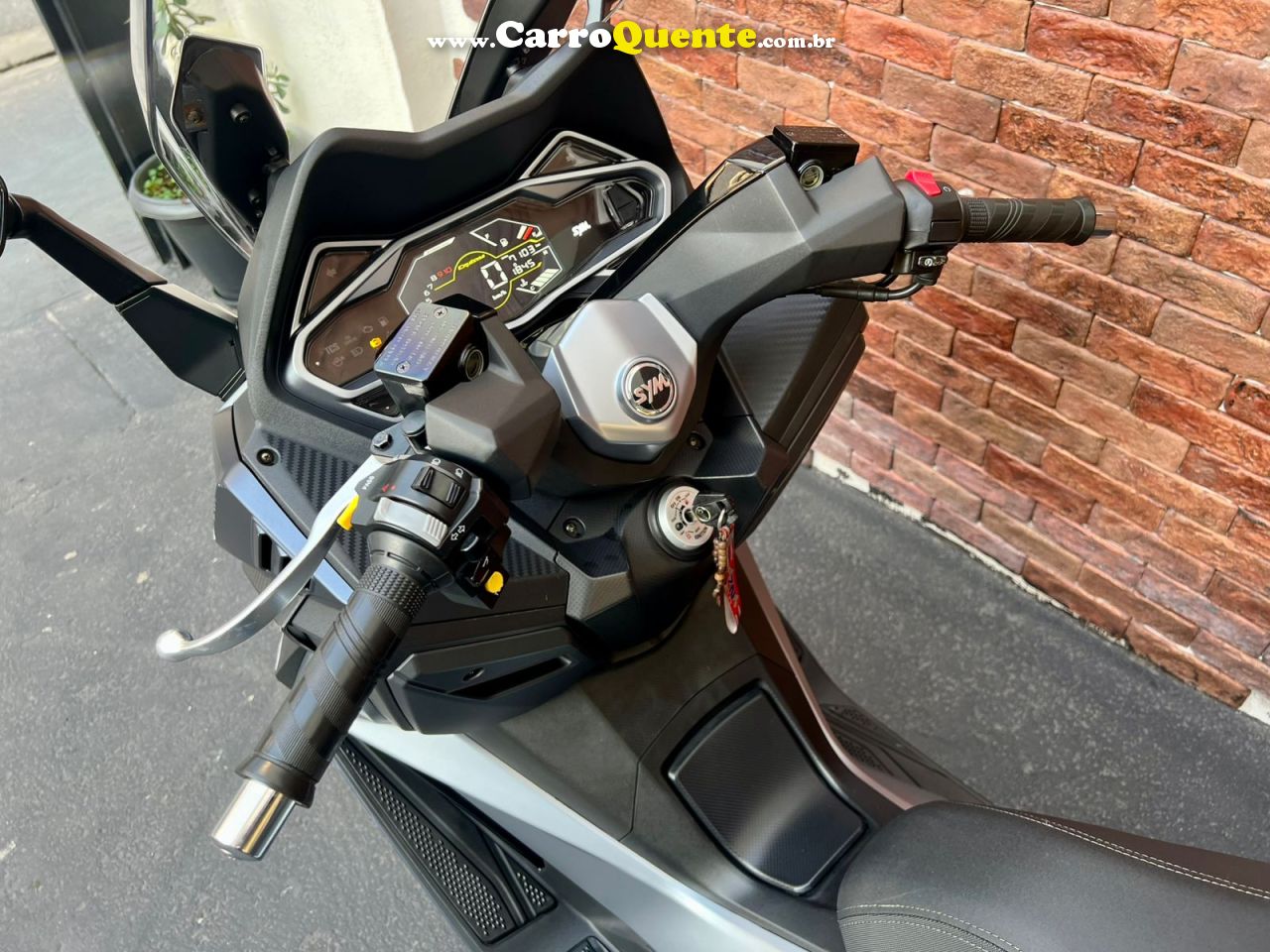 DAFRA CRUISYM 300 ABS 2025 - Loja