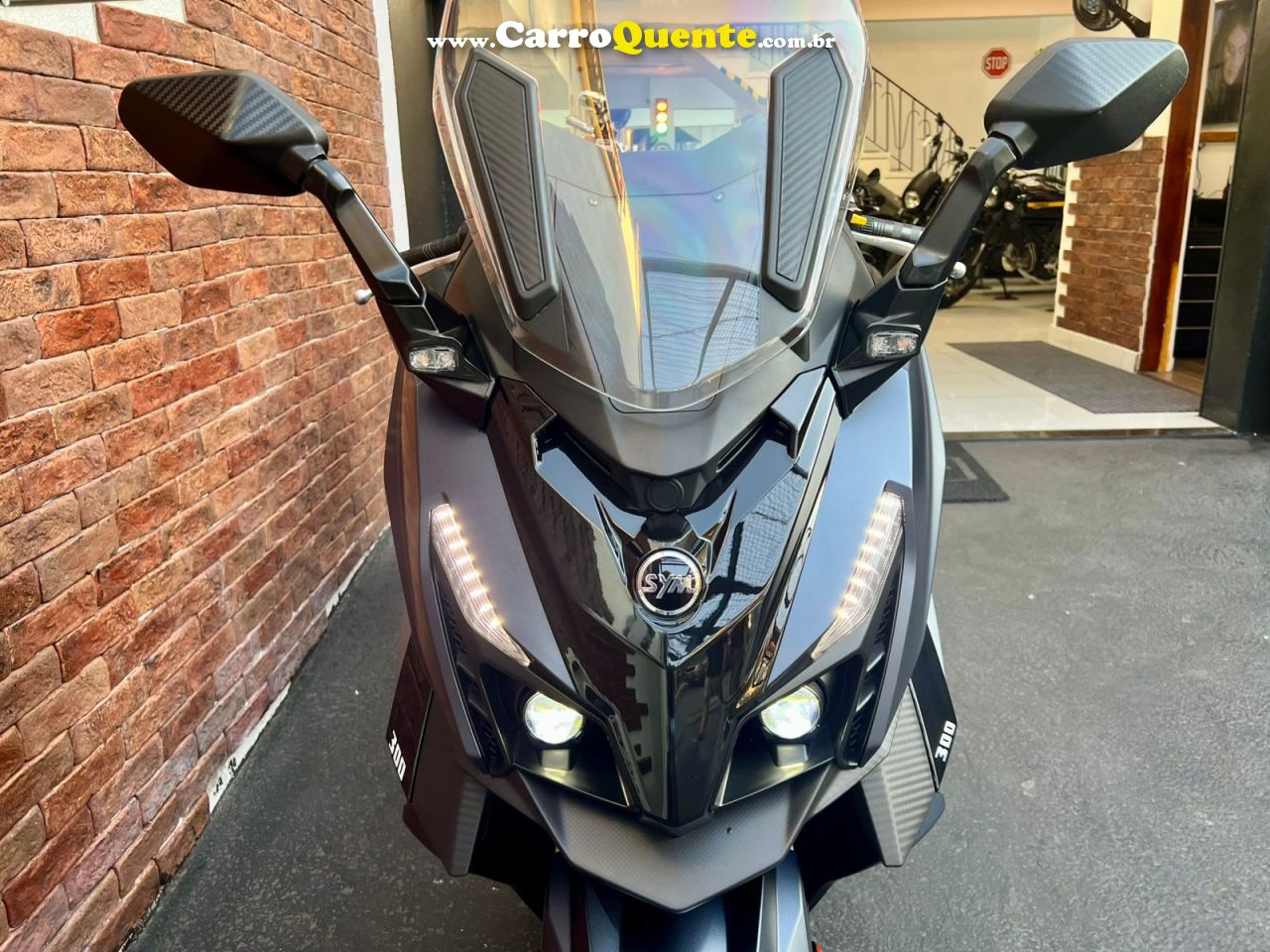 DAFRA CRUISYM 300 ABS 2025 - Loja