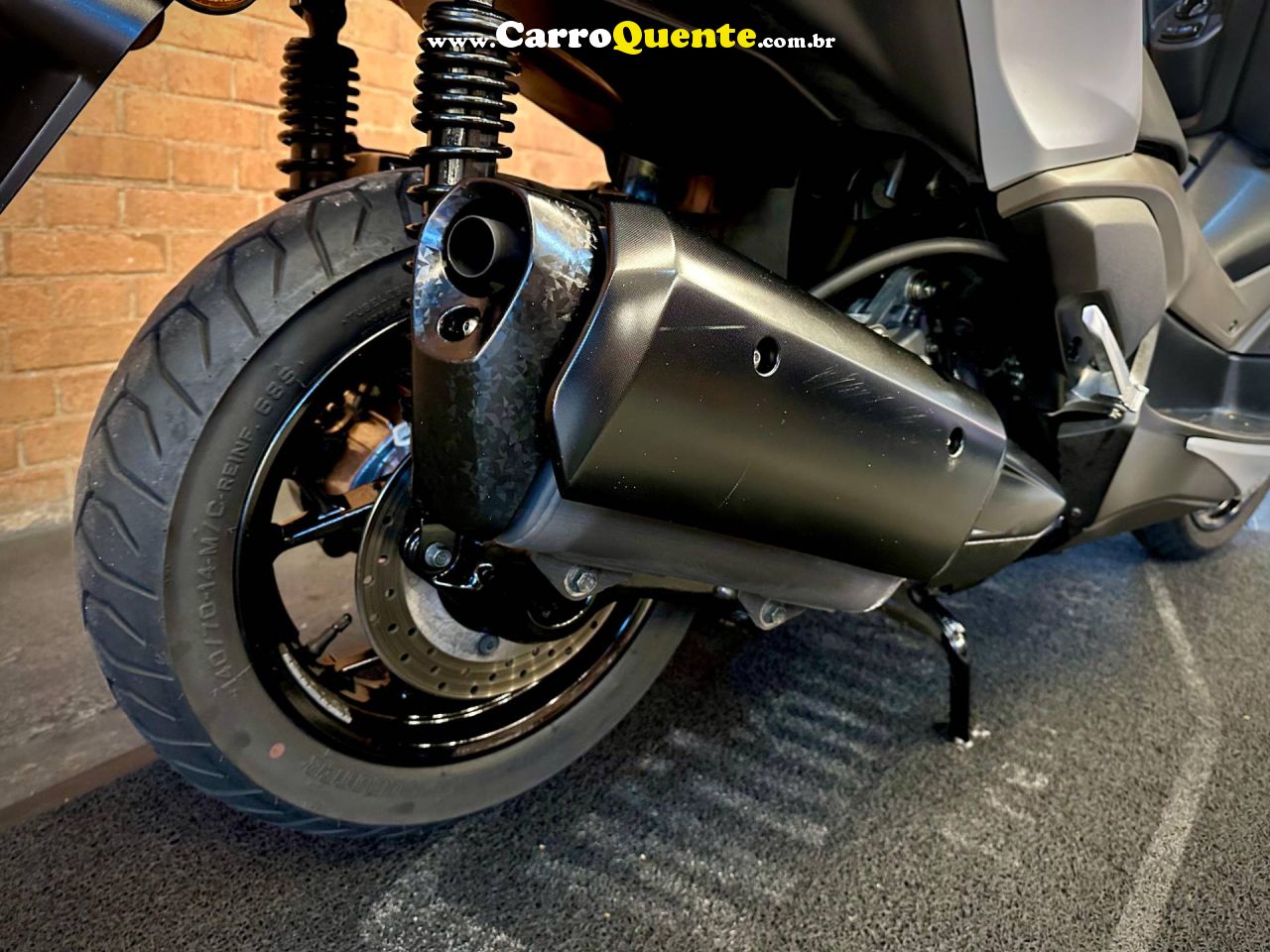YAMAHA XMAX 250 CONNECTED ABS 2025 - Loja