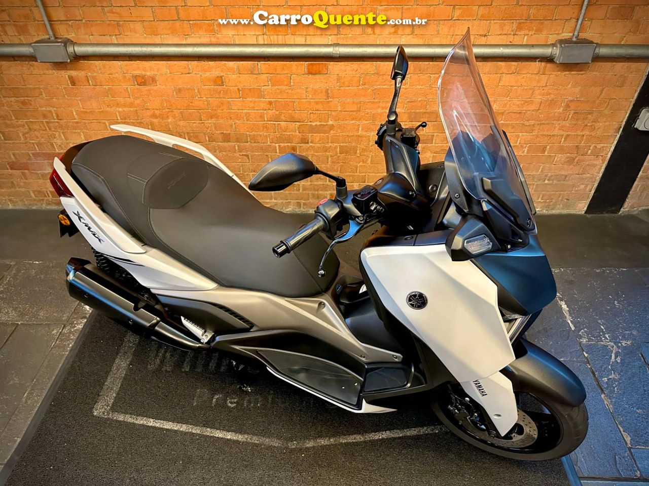 YAMAHA XMAX 250 CONNECTED ABS 2025 - Loja
