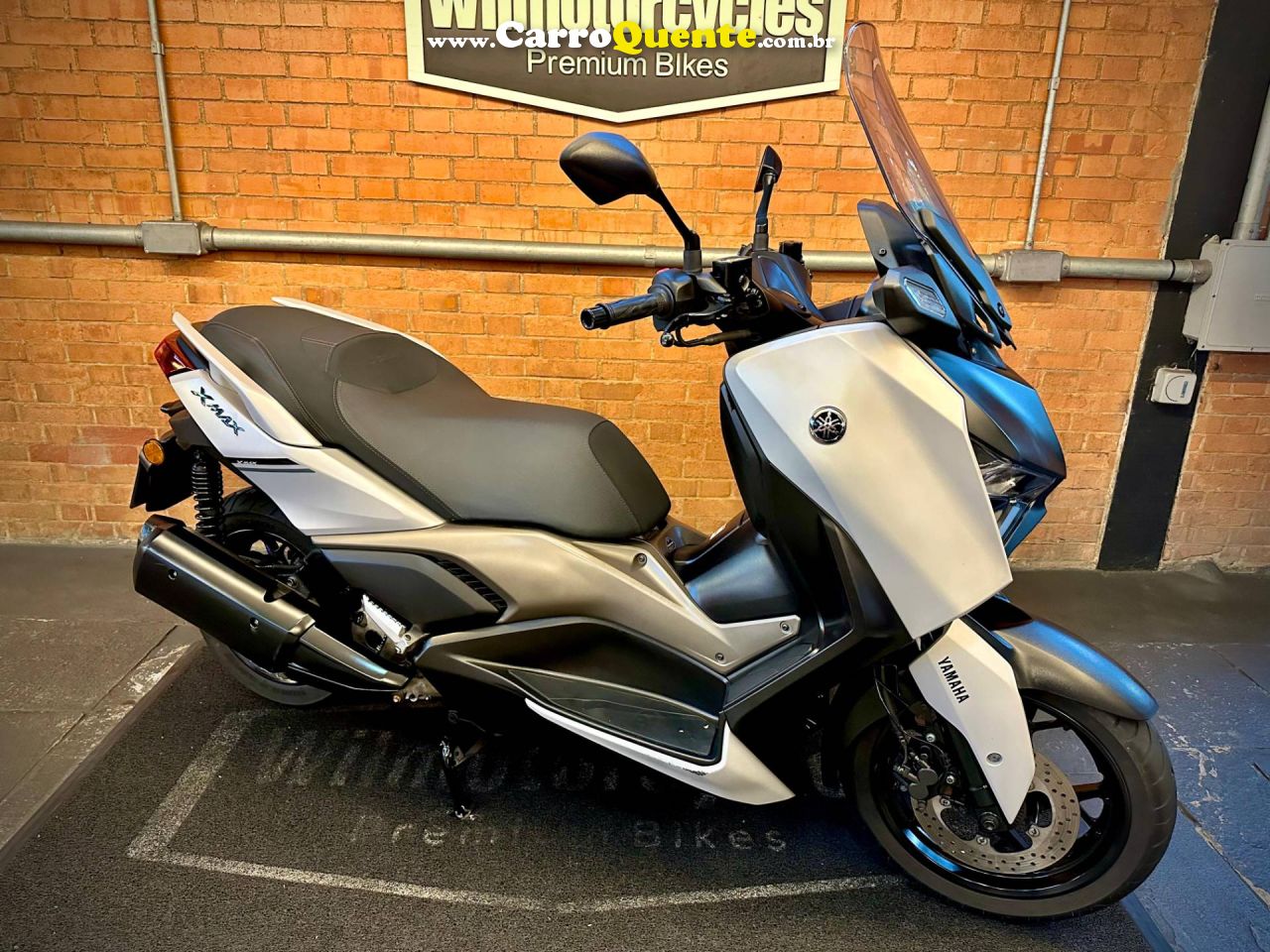 YAMAHA XMAX 250 CONNECTED ABS 2025 - Loja