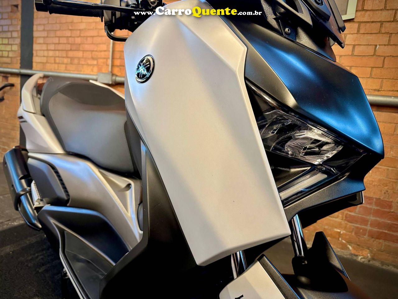 YAMAHA XMAX 250 CONNECTED ABS 2025 - Loja