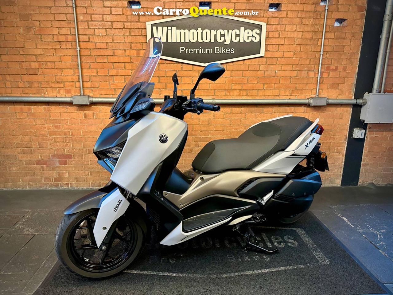 YAMAHA XMAX 250 CONNECTED ABS 2025 - Loja