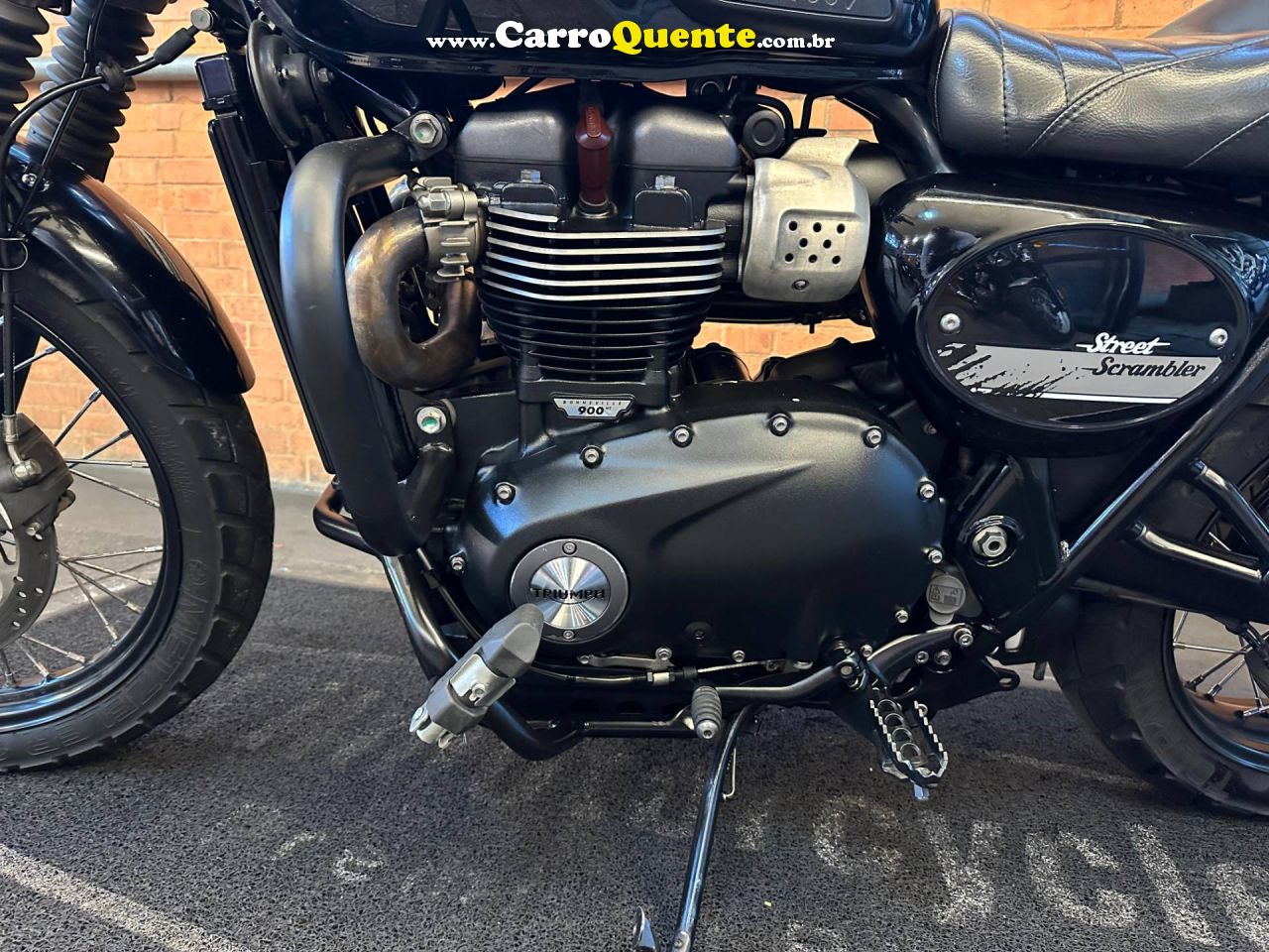 TRIUMPH STREET SCRAMBLER 2018 - Loja