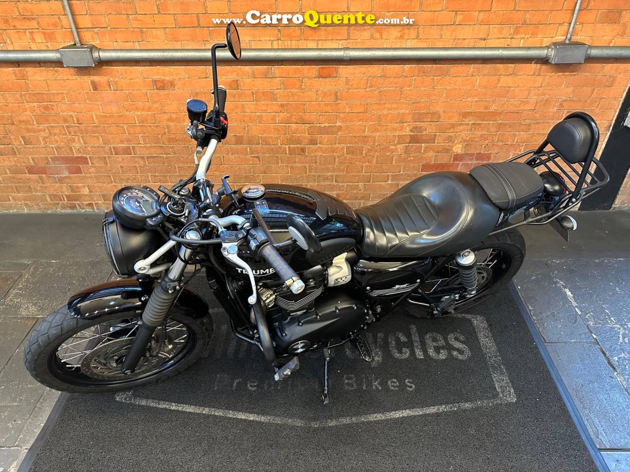 TRIUMPH STREET SCRAMBLER 2018 - Loja