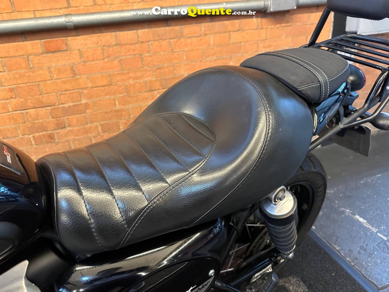TRIUMPH STREET SCRAMBLER 2018 - Loja