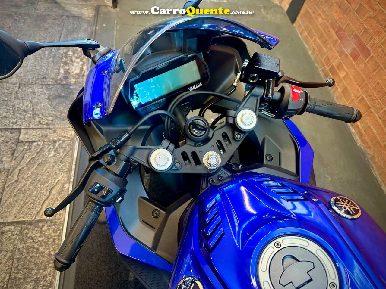 YAMAHA YZF R15 2026 - Loja